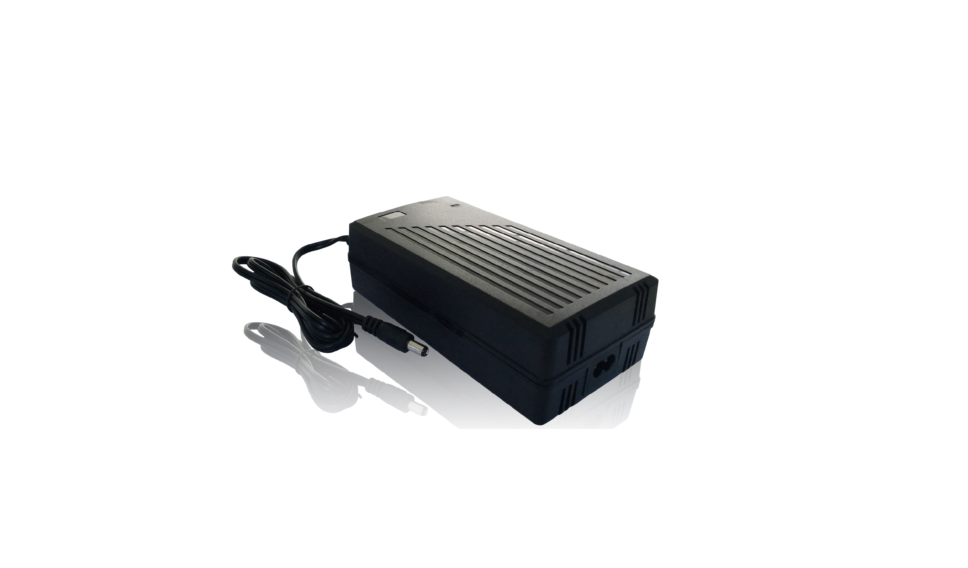 世豹充電器帶塑料盒C05 世豹充電器帶塑料盒C05